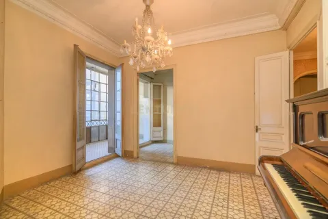 Apartamento de 3 dormitorios en venta en Barcelona, Cataluña, Spain № 6916 - foto 2