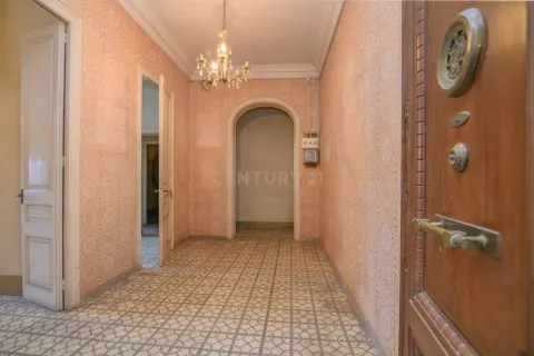 3 bedrooms apartment for sale in Barcelona, Catalonia, Spain № 6916