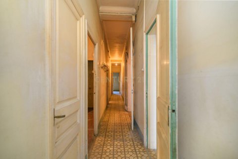 Apartamento de 3 dormitorios en venta en Barcelona, Cataluña, Spain № 6916 - foto 22