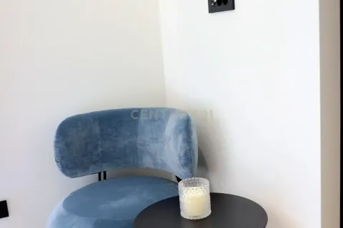 Apartamento de 4 dormitorios en venta en Barcelona, Cataluña, Spain № 6918 - foto 18