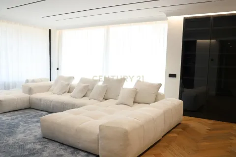 Apartamento de 4 dormitorios en venta en Barcelona, Cataluña, Spain № 6918 - foto 8