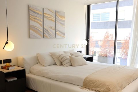 Apartamento de 4 dormitorios en venta en Barcelona, Cataluña, Spain № 6918 - foto 23