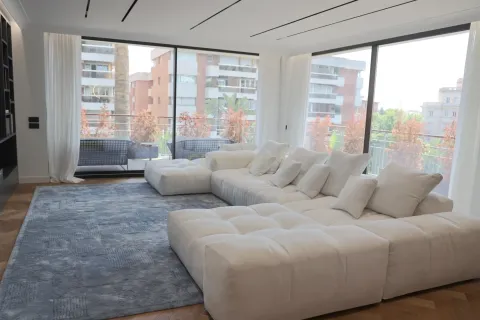 Apartamento de 4 dormitorios en venta en Barcelona, Cataluña, Spain № 6918 - foto 5
