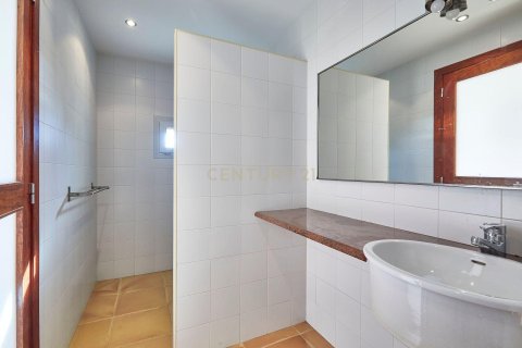 Сasa de 5 dormitorios en venta en Premia De Dalt, Barcelona, Cataluña, Spain № 6915 - foto 30