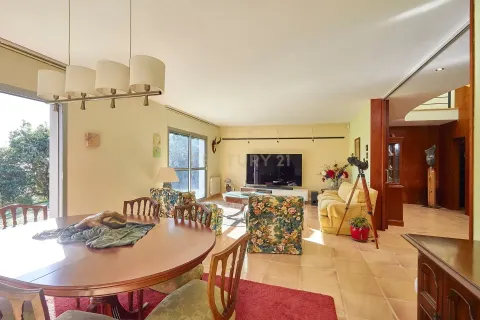 Сasa de 5 dormitorios en venta en Premia De Dalt, Barcelona, Cataluña, Spain № 6915 - foto 9