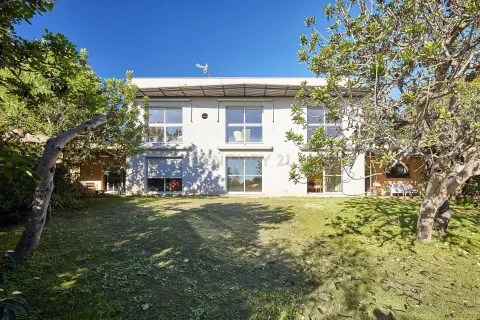 Сasa de 5 dormitorios en venta en Premia De Dalt, Barcelona, Cataluña, Spain № 6915 - foto 7
