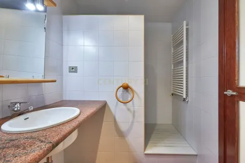 Сasa de 5 dormitorios en venta en Premia De Dalt, Barcelona, Cataluña, Spain № 6915 - foto 25