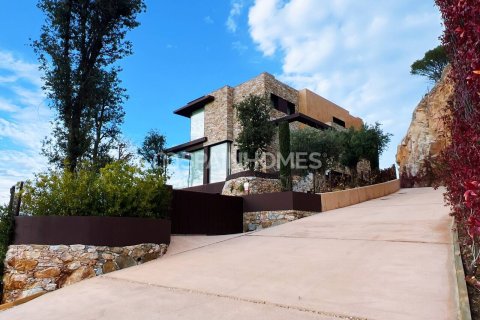 Купить виллу в Бегур, Испания с 5 комнат, 329м², № 1051 - фото 2