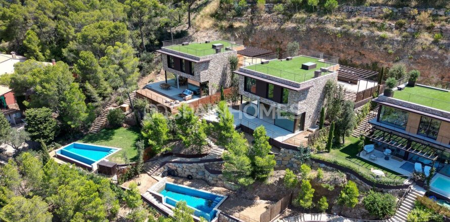 Вилла с 4 спальнями в Бегуре, Герона, Каталония, Испания № 1051