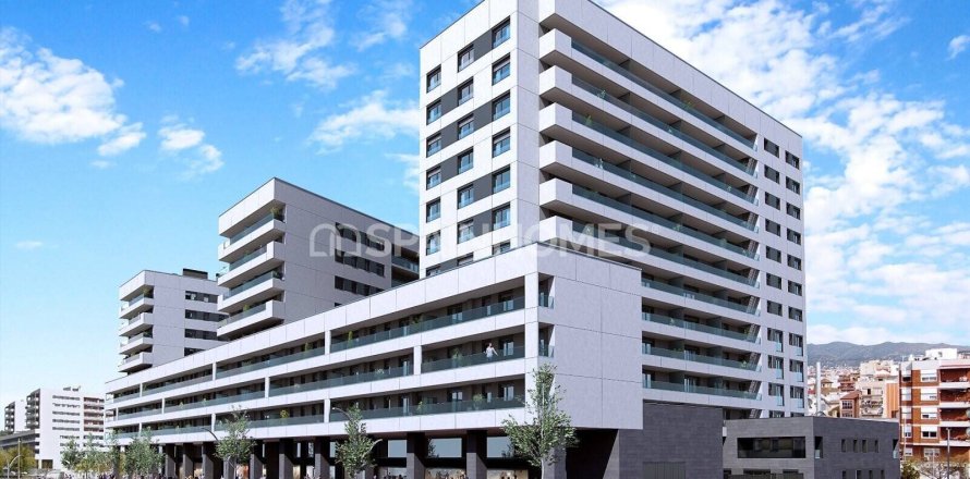 Квартира с 3 спальнями в Бадалоне, Барселона, Каталония, Испания № 1047