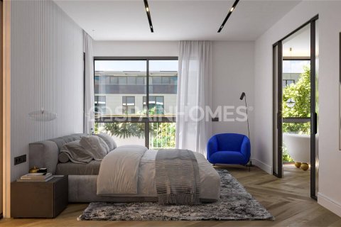 Apartamento de 4 dormitorios en venta en Barcelona, Cataluña, Spain № 1050 - foto 11