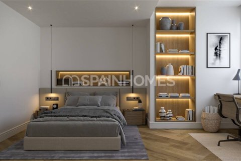 Apartamento de 4 dormitorios en venta en Barcelona, Cataluña, Spain № 1050 - foto 16