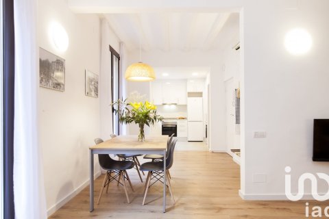 2 bedrooms apartment for sale in Barcelona, Catalonia, Spain № 4928 - photo 12