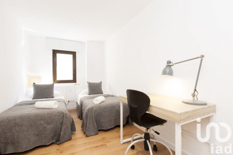 2 bedrooms apartment for sale in Barcelona, Catalonia, Spain № 4928 - photo 18