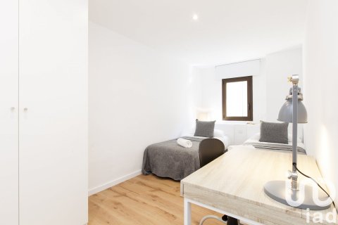 2 bedrooms apartment for sale in Barcelona, Catalonia, Spain № 4928 - photo 19