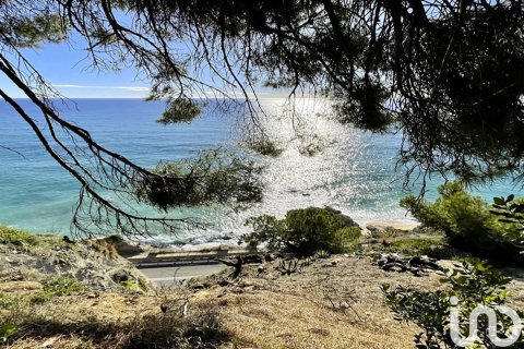 1674 sq.m. land plot for sale in Arenys de Mar, Barcelona, Catalonia, Spain № 4930