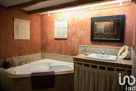 310 sq.m. apartment for sale in Barcelona, Catalonia, Spain № 4931 - photo 15