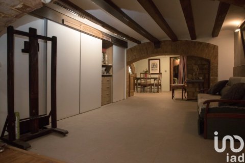 310 sq.m. apartment for sale in Barcelona, Catalonia, Spain № 4931 - photo 12