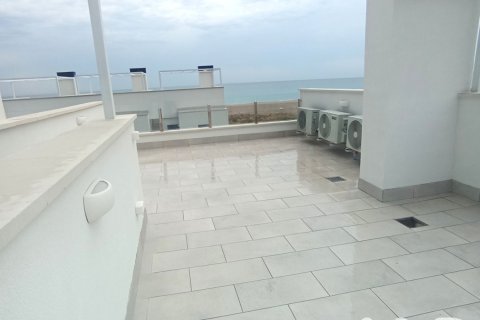 3 bedrooms townhouse for sale in Vandellòs i l'Hospitalet de l'Infant, Tarragona, Catalonia, Spain № 4892 - photo 11