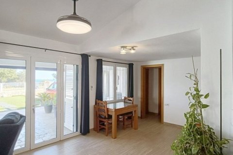 Купить дом в Л'Аметлья-де-Мар, Испания с 3 спальни, 138м², № 4889 - фото 3