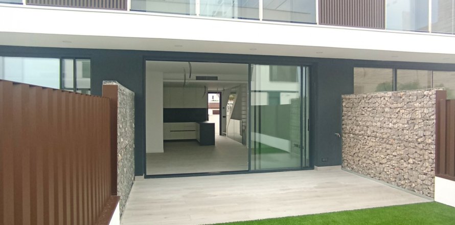 3 bedrooms townhouse for sale in Vandellòs i l'Hospitalet de l'Infant, Tarragona, Catalonia, Spain № 4891