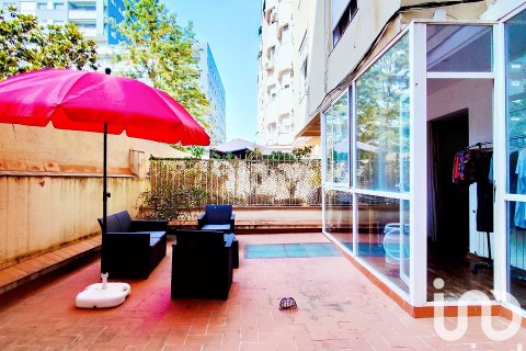 Купить квартиру в Барселона, Испания с 2 спальни, 137м², № 4887 - фото 3