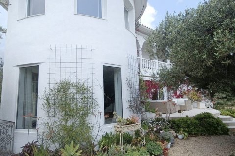 Купить дом в Камарлес, Испания с 6 спален, 350м², № 4888 - фото 26