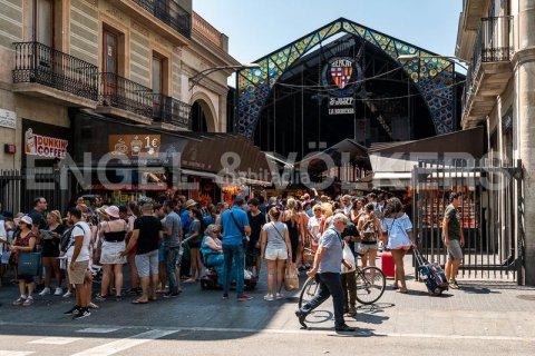 Купить коммерческую недвижимость в Старый город, Барселона, Испания 155м², № 2631 - фото 17