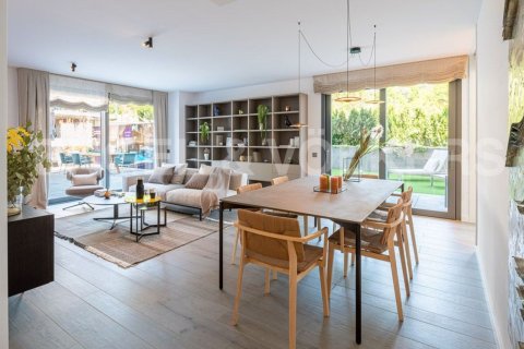 Квартира с 1 спальней в Эсплугес-де-Льобрегате, Барселона, Каталония, Испания № 2626