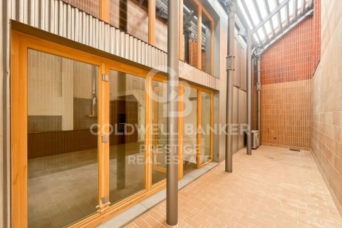 2 bedrooms duplex for sale in Barcelona, Catalonia, Spain № 5813 - photo 19