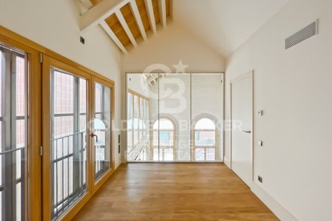 2 bedrooms duplex for sale in Barcelona, Catalonia, Spain № 5813 - photo 20