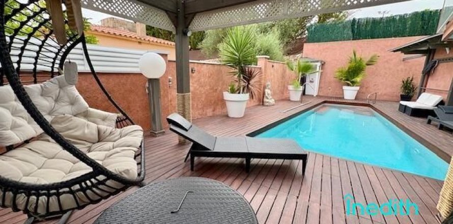 Дом с 3 спальнями в Куните, Таррагона, Каталония, Испания № 1928