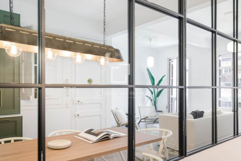 2 chambres apartment à vendre à Barcelona, Catalonia, Spain № 4447 - photo 10