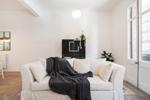 2 chambres apartment à vendre à Barcelona, Catalonia, Spain № 4447 - photo 11