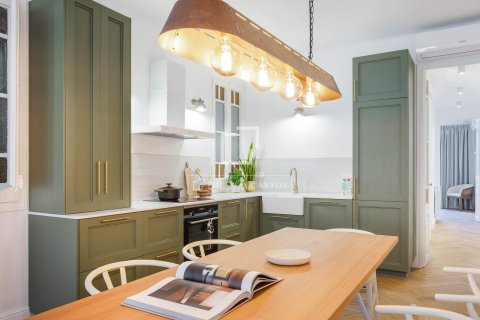 2 chambres apartment à vendre à Barcelona, Catalonia, Spain № 4447 - photo 5