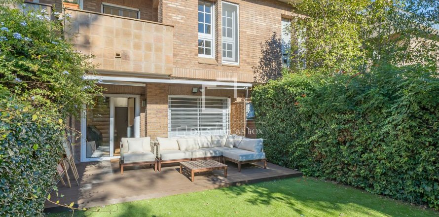 4 chambres villa à vendre à Sant Cugat Del Valles, Barcelona, Catalonia, Spain № 4450