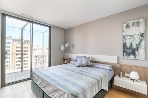 Снять в аренду квартиру в Барселона, Испания с 4 комнаты, № 1554 - фото 10