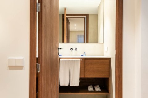 Apartamento de 3 dormitorios en alquiler en Barcelona, Cataluña, Spain № 1553 - foto 9