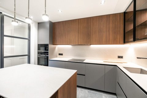 Apartamento de 4 dormitorios en alquiler en Barcelona, Cataluña, Spain № 1552 - foto 9