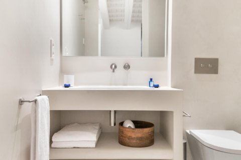 Снять в аренду квартиру в Барселона, Испания с 3 комнаты, № 1551 - фото 5