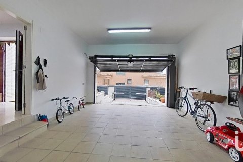 3 bedrooms house for sale in Cunit, Tarragona, Catalonia, Spain № 4945 - photo 28