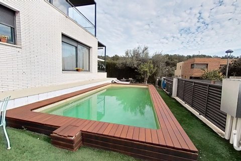 3 bedrooms house for sale in Cunit, Tarragona, Catalonia, Spain № 4945 - photo 4