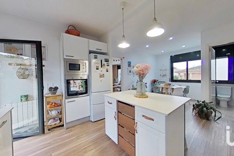 3 bedrooms house for sale in Cunit, Tarragona, Catalonia, Spain № 4945 - photo 11