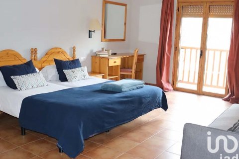 2731 sq.m. commercial property for sale in La Molina, Girona, Catalonia, Spain № 4942 - photo 16