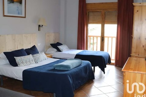 2731 sq.m. commercial property for sale in La Molina, Girona, Catalonia, Spain № 4942 - photo 15