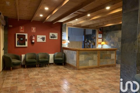 2731 sq.m. commercial property for sale in La Molina, Girona, Catalonia, Spain № 4942 - photo 4