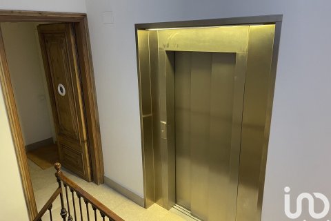 2 bedrooms apartment for sale in Barcelona, Catalonia, Spain № 4941 - photo 21