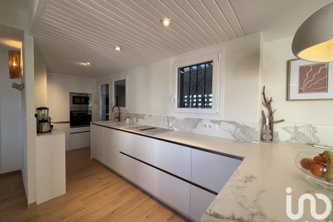 3 bedrooms house for sale in Empuriabrava, Girona, Catalonia, Spain № 4944 - photo 10