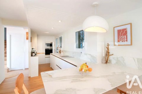 3 bedrooms house for sale in Empuriabrava, Girona, Catalonia, Spain № 4944 - photo 9