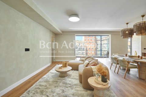 Купить квартиру в Эшампле, Испания с 4 спальни, 188м², № 2908 - фото 2